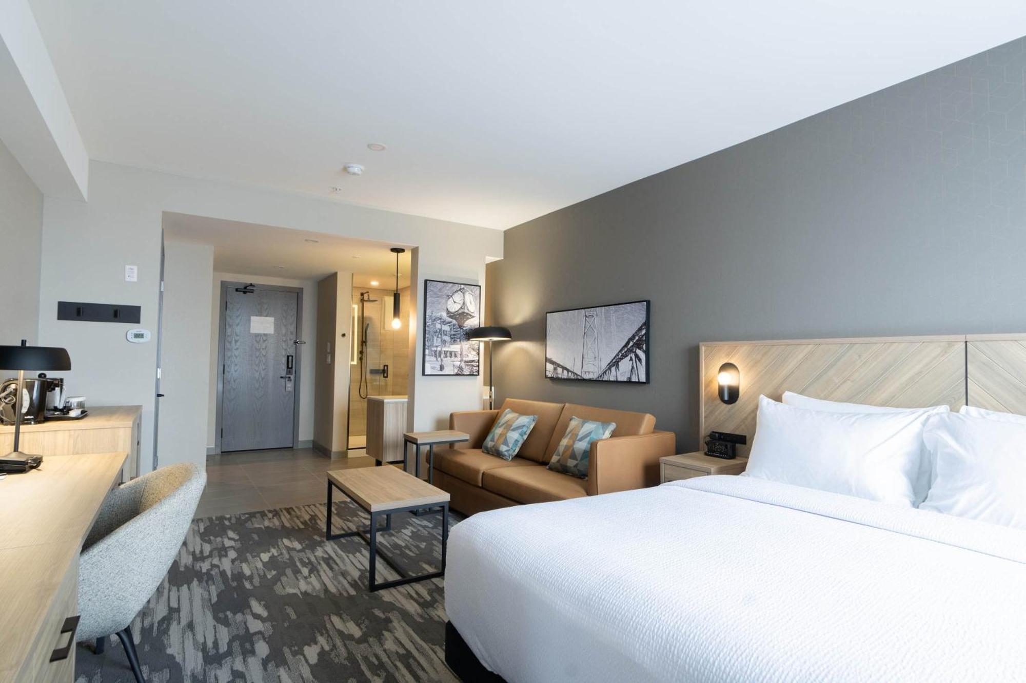 Sandman Signature Winnipeg Airport Hotel & Suites Экстерьер фото